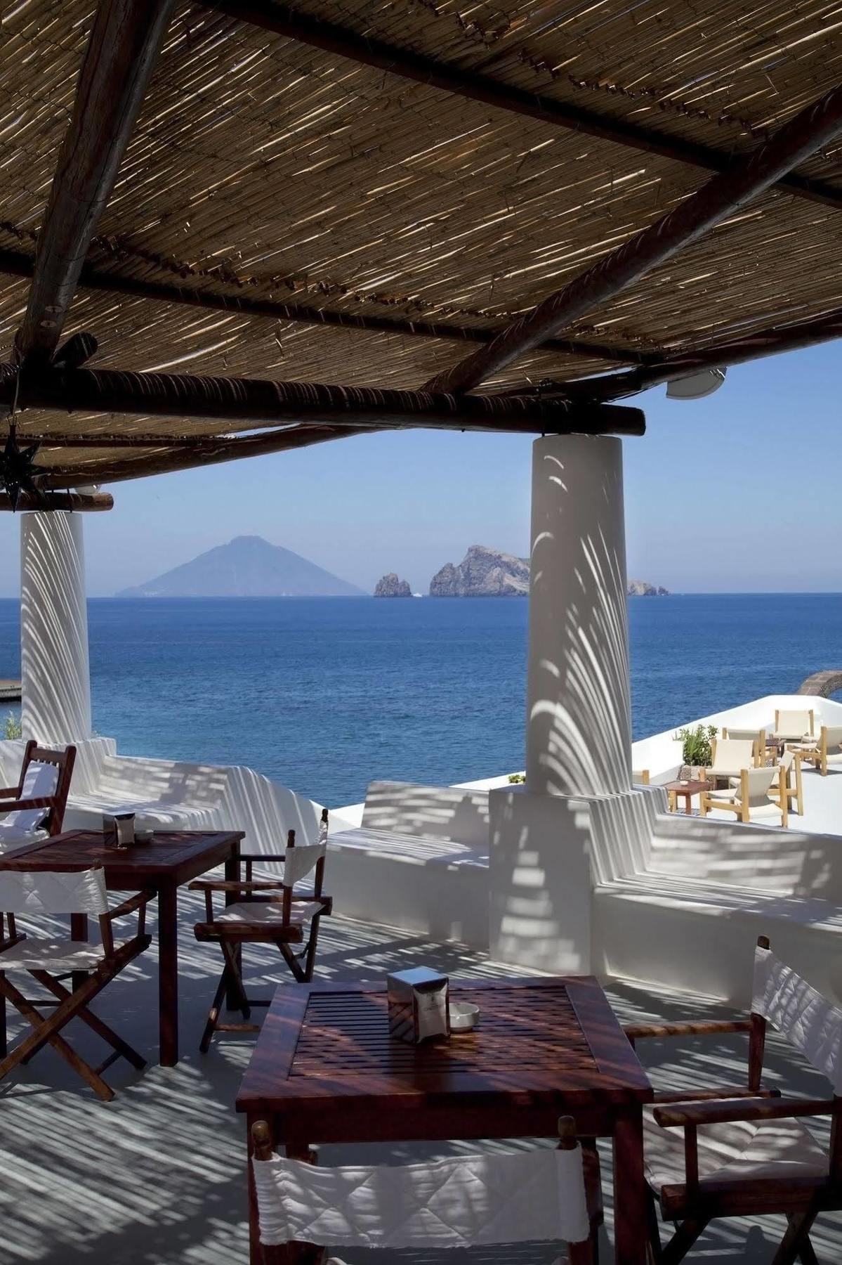 Hotel Cincotta Panarea Exteriör bild
