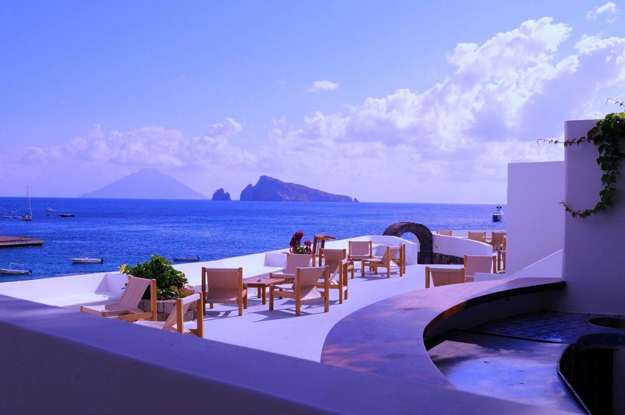 Hotel Cincotta Panarea Exteriör bild