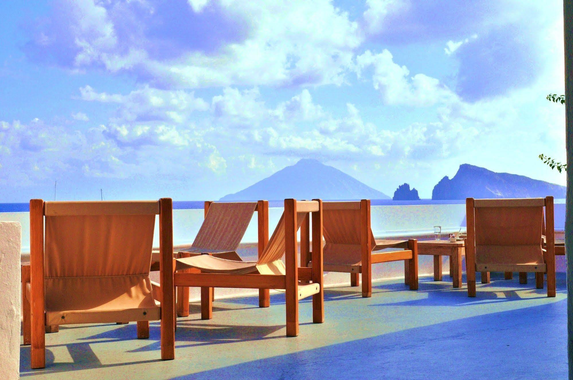 Hotel Cincotta Panarea Exteriör bild