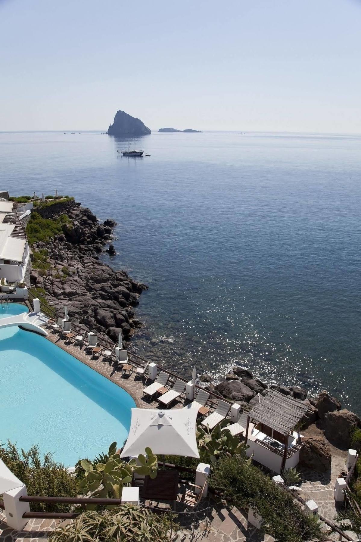 Hotel Cincotta Panarea Exteriör bild